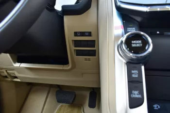 2022 TOYOTA LAND CRUISER LC300 VXR V6 3.5L PETROL