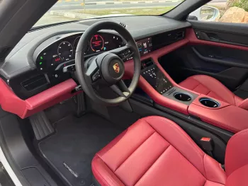 PORSCHE TAYCAN 2023 MODEL YEAR GCC SPECS UNDER WARRANTY