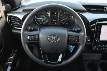 TOYOTA HILUX ADVENTURE 2025 MODEL YEAR V6 4.0L PETROL 4WD AUTOMATIC