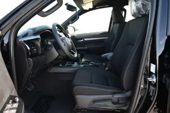TOYOTA HILUX ADVENTURE 2025 MODEL YEAR V6 4.0L PETROL 4WD AUTOMATIC