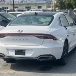 HYUNDAI AZERA 3.5L PETROL FWD 2023 MODEL YEAR WHITE COLOR - Thumbnail 5
