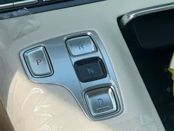 HYUNDAI AZERA 3.5L PETROL FWD 2023 MODEL YEAR WHITE COLOR