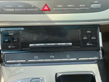 HYUNDAI AZERA 3.5L PETROL FWD 2023 MODEL YEAR WHITE COLOR