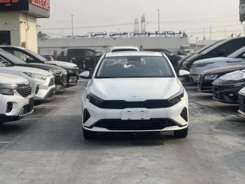 KIA K3 1.5L PETROL FWD 2025 MODEL YEAR WHITE COLOR EXTERIOR