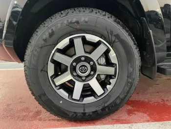 TOYOTA 4RUNNER TRD OFF ROAD PETROL 2023 MODEL