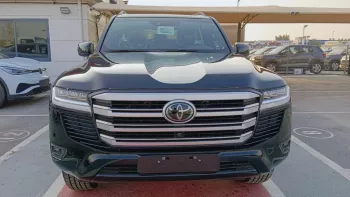 TOYOTA LAND CRUISER L300 3.3L VX+ DIESEL 7SET EUROPE SPECS 2022 MODEL