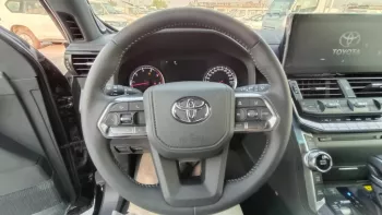 TOYOTA LAND CRUISER L300 3.3L VX+ DIESEL 7SET EUROPE SPECS 2022 MODEL