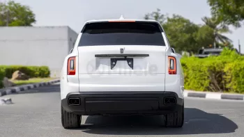 ROLLS ROYCE CULLINAN BLACK BADGE KIT PETROL 2024 MODEL YEAR WHITE COLOR