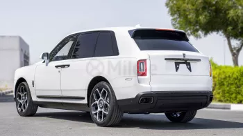 ROLLS ROYCE CULLINAN BLACK BADGE KIT PETROL 2024 MODEL YEAR WHITE COLOR