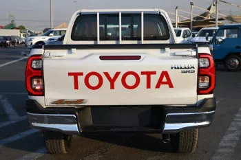 2025 MODEL TOYOTA HILUX DOUBLE CAB SR5 2.7L PETROL 4WD AUTOMATIC