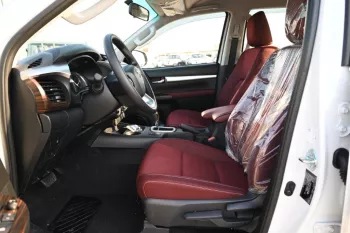 2025 MODEL TOYOTA HILUX DOUBLE CAB SR5 2.7L PETROL 4WD AUTOMATIC