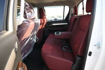2025 MODEL TOYOTA HILUX DOUBLE CAB SR5 2.7L PETROL 4WD AUTOMATIC