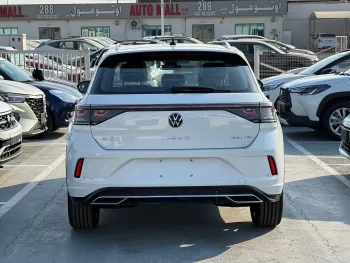 Volkswagen T-ROC 1.5L Engine 2024 Model Year White Color Exterior