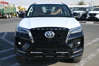 2025 MODEL TOYOTA FORTUNER VXR+ V6 4.0L PETROL BLACK COLOR