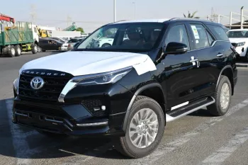 2025 MODEL TOYOTA FORTUNER VXR+ V6 4.0L PETROL BLACK COLOR
