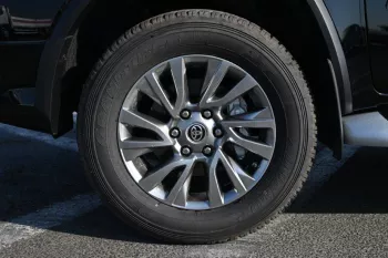 2025 MODEL TOYOTA FORTUNER VXR+ V6 4.0L PETROL BLACK COLOR