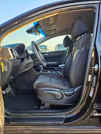 KIA SPORTAGE LX 2020 MODEL YEAR 2.4L V4 AWD BLACK COLOR EXTERIOR