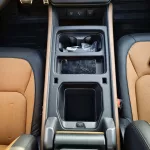 Land Rover Defender p400 2024 Model Year Black Color Exterior - Thumbnail 20