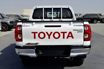 TOYOTA HILUX 2025 MODEL YEAR DOUBLE CABIN PICKUP SR5 2.7L PETROL