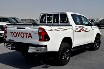 TOYOTA HILUX 2025 MODEL YEAR DOUBLE CABIN PICKUP SR5 2.7L PETROL
