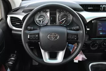 TOYOTA HILUX 2025 MODEL YEAR DOUBLE CABIN PICKUP SR5 2.7L PETROL