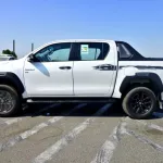 TOYOTA HILUX DOUBLE CAB ADVENTURE 2025 MODEL YEAR PETROL AUTOMATIC - Thumbnail 5