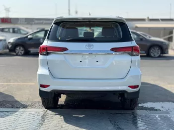 Toyota Fortuner 2.4L Diesel 2024 Model Year GCC Specs White Color Exterior