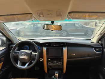 Toyota Fortuner 2.4L Diesel 2024 Model Year GCC Specs White Color Exterior
