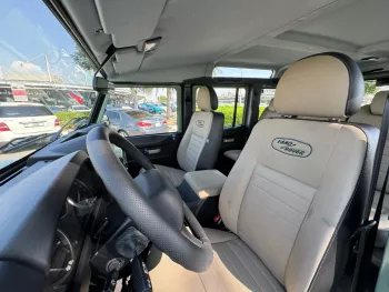 Land Rover Defender 110 Heritage 2016 Model Year German Specs