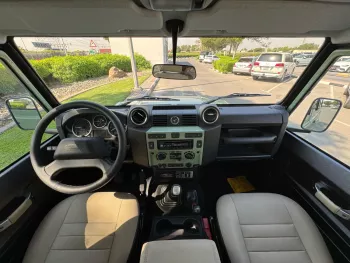 Land Rover Defender 110 Heritage 2016 Model Year German Specs