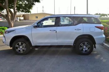 TOYOTA FORTUNER GX2 2025 MODEL YEAR 2.7L PETROL 4WD WHITE COLOR