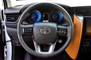 TOYOTA FORTUNER GX2 2025 MODEL YEAR 2.7L PETROL 4WD WHITE COLOR