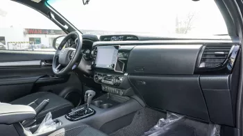 TOYOTA HILUX ADVENTURE 4.0L PETROL 2025 MODEL YEAR BLACK COLOR