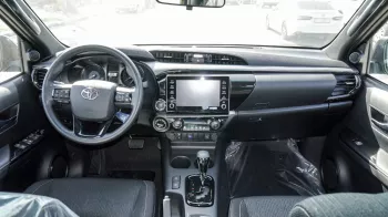 TOYOTA HILUX ADVENTURE 4.0L PETROL 2025 MODEL YEAR BLACK COLOR