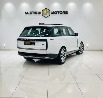 RANGE ROVER VOGUE HSE V8 2023 MODEL YEAR GCC SPECS AGENCY WARRANTY
