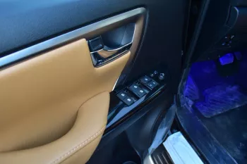 2023 TOYOTA FORTUNER VXR LIIMITED 4.0L V6 PETROL