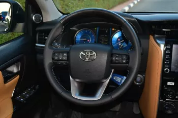 2023 TOYOTA FORTUNER VXR LIIMITED 4.0L V6 PETROL