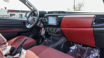 TOYOTA HILUX 2.7L PETROL SINGLE CAB 2025 MODEL YEAR WHITE COLOR