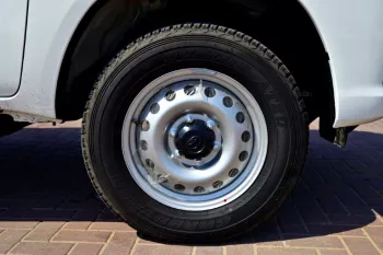 TOYOTA HILUX 2025 MODEL YEAR DOUBLE CAB PICKUP DLX 2.4L DIESEL AUTOMATIC