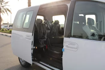 HYUNDAI STARIA 2025 MODEL YEAR PETROL COMFORT WHITE COLOR EXTERIOR