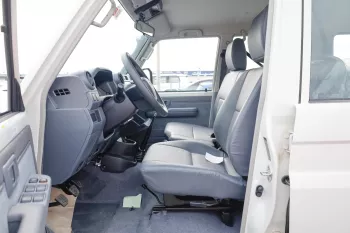 TOYOTA LAND CRUISER LC 76 2024 MODEL YEAR 4.2L DIESEL WHITE COLOR