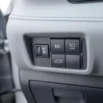 TOYOTA HIGHLANDER 2023 MODEL YEAR 2.5L HYBRID LIMITED SILVER COLOR - Thumbnail 9