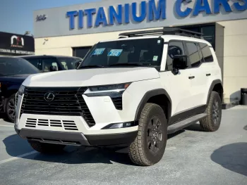 Lexus GX550 Luxury 3.5L Petrol 2024 Model Year White Color Exterior