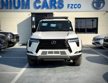 Lexus GX550 Luxury 3.5L Petrol 2024 Model Year White Color Exterior