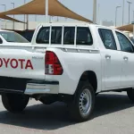 TOYOTA HILUX 2.4L 2024 MODEL YEAR DIESEL DOUBLE CAB DLX G AUTOMATIC - Thumbnail 4