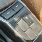 TOYOTA FORTUNER 2.7L FULL OPTION PETROL 2024 MODEL YEAR WHITE COLOR - Thumbnail 8