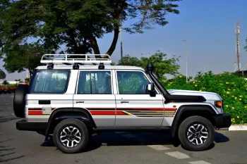 TOYOTA LAND CRUISER LC 76 HARDTOP 2025 MODEL YEAR LX-Z AUTOMATIC