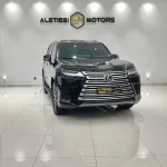LEXUS LX SIGNATURE 2023 MODEL YEAR BLACK COLOR EXTERIOR GCC SPECS - Thumbnail 2
