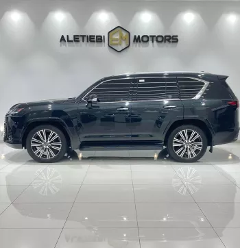 LEXUS LX SIGNATURE 2023 MODEL YEAR BLACK COLOR EXTERIOR GCC SPECS