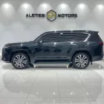 LEXUS LX SIGNATURE 2023 MODEL YEAR BLACK COLOR EXTERIOR GCC SPECS - Thumbnail 4